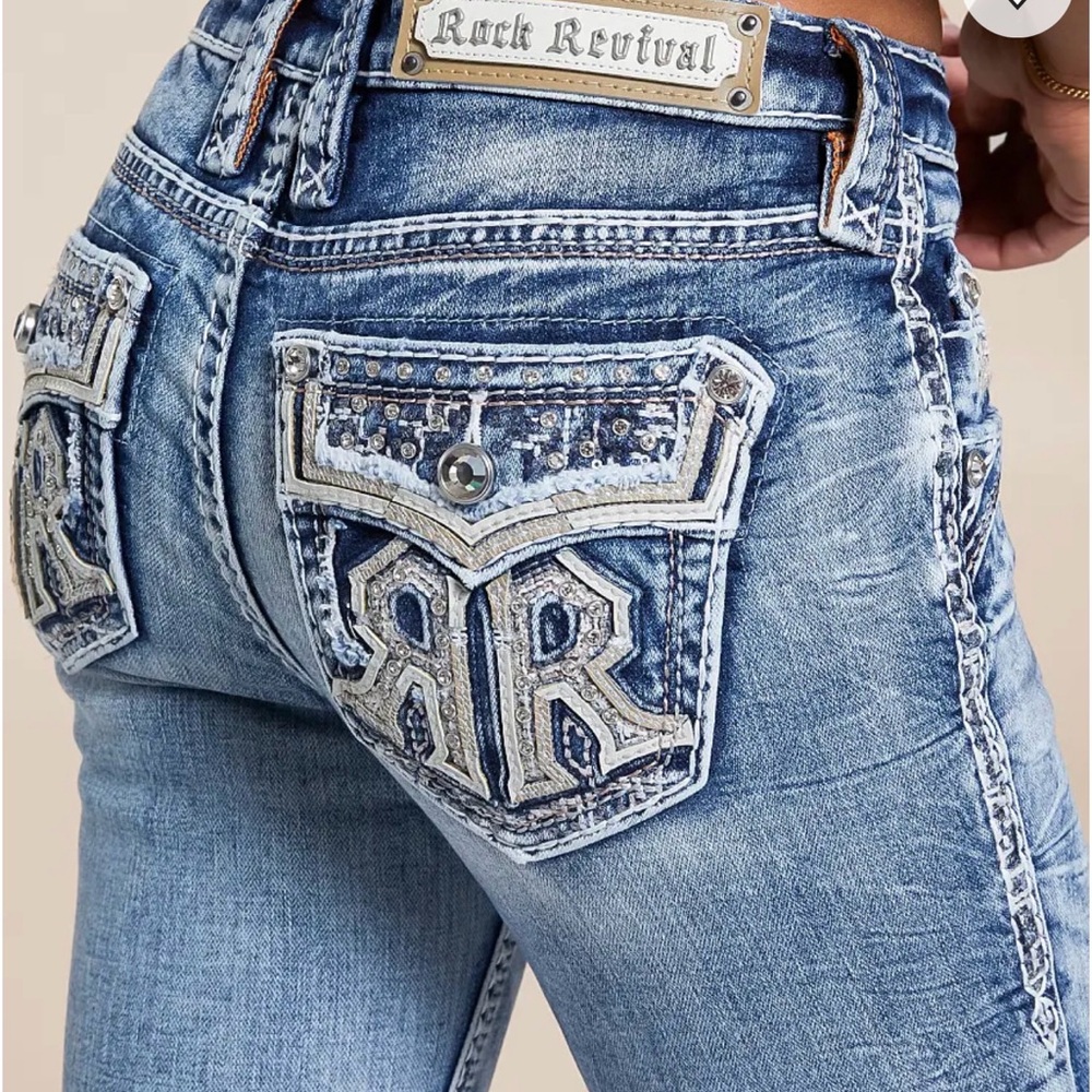 EXCLUSIVE Savannah Mid-Rise Ankle Skinny Stretch Jean Size 28 NWOT
ROCK REVIVAL